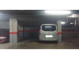 Aparcament cotxe a Port. Garaje en venta en progrés