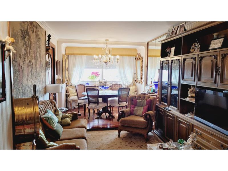 Foto a6a17fff-9915-421b-b305-bd4ec5df8711. Piso  en venta en Centre en Centre Badalona