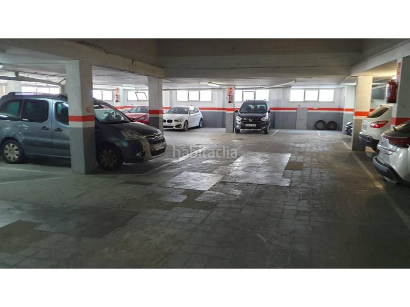 Foto 16b8fdf5-4d56-42ef-9212-811221c721b8. Location parking voiture dans Progrés - Pep Ventura Badalona