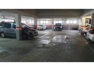 Miete Autoparkplatz in Progrés - Pep Ventura. Parking en venta en centre