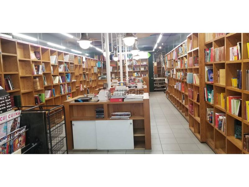 Foto 8ccba56d-24bf-4f3d-96b3-f36f07dfa5a7. Alquiler local comercial local en alquiler en centre en Badalona