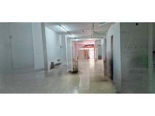 Local Comercial a Gorg. Gran oportunidad de venta de local comercial en badalona!
