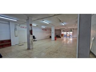 Geschäftsraum in Gorg. Venta de local comercial en badalona