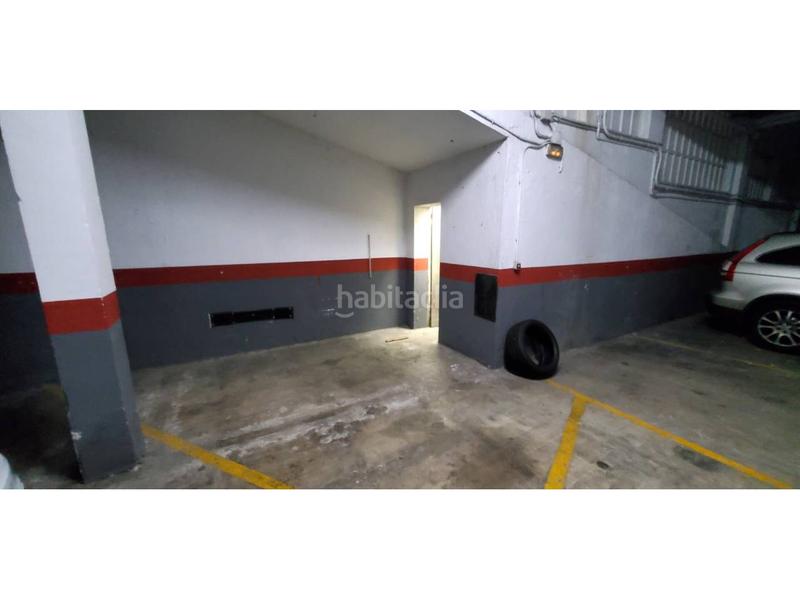 Foto b4263109-e8db-40c9-9358-8c4b9763a61e. Car parking in Progrés - Pep Ventura Badalona