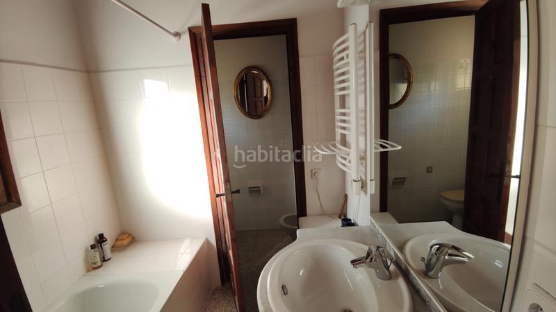 Foto bde5f3fb-cfec-4252-95f8-75dae1324476. Casa adossada amb xemeneia a Golf Costa Brava Santa Cristina d´Aro