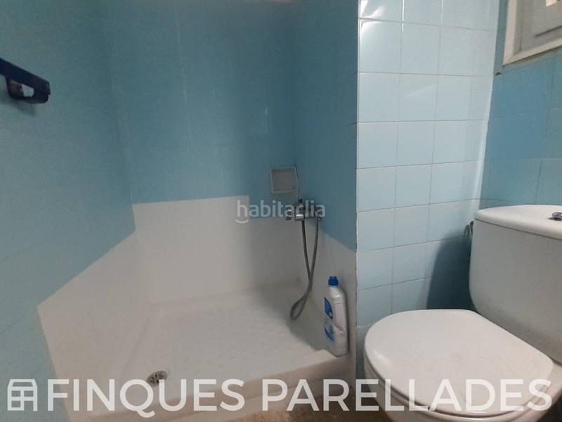 Foto 724958b5-fe63-43d9-b22d-e919e6714f7e. Piso gran piso luminoso esquinero con ascensor para reformar . zona pueblo seco en Sitges