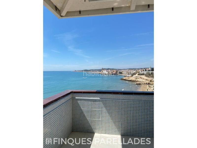 Foto bb44b970-f78f-4315-abc1-51dc4b4a8c75. Àtic amb calefacció piscina a Aiguadolç - Sant Sebastià Sitges