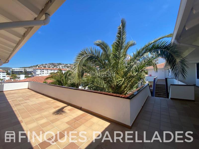 Foto c79bfe59-d6a1-4b01-8f5d-684b31a50f3a. Àtic amb calefacció piscina a Aiguadolç - Sant Sebastià Sitges