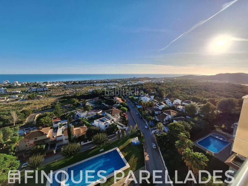 Foto 2cabcd31-ed00-4666-ad9b-942200e2aec4. Ático exclusivo ático en santa bárbara con vistas panorámicas y únicas. en Sitges