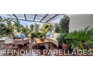 Attique à Sant Joan. Escpectacular ático dúplex con gran terraza en el centro de vila