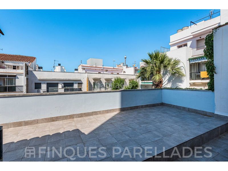Foto 80b3ee20-cdbf-4aa6-879e-b4327942499c. Pis a Centre Sitges