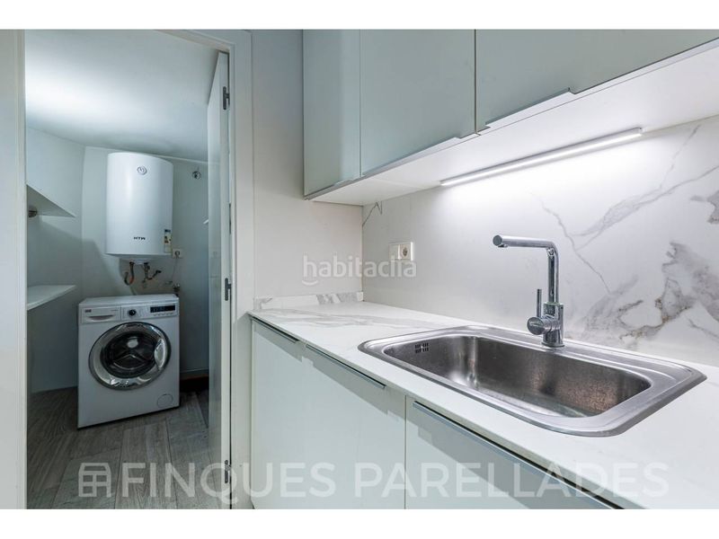 Foto cc0c8d75-c423-48e4-85f2-3515e510d0bd. Pis a Centre Sitges