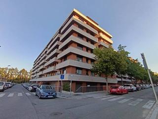 Lloguer Local Comercial  Viladellops. Oportunidad de alquiler en vilanova i la geltrú! local diáfano c