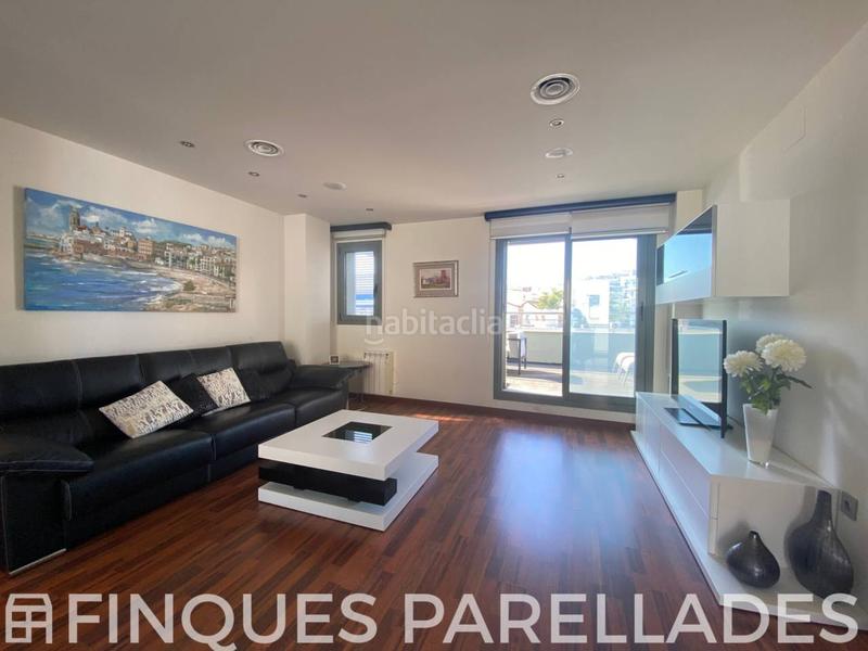 Foto 4b502742-4722-417e-bf9c-3c596722eeb6. Àtic amb calefacció aparcament a Aiguadolç - Sant Sebastià Sitges