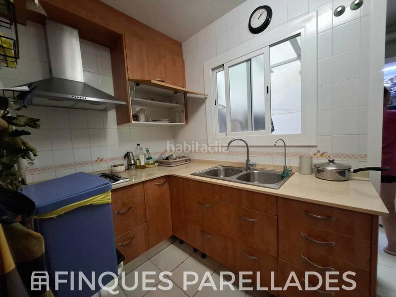 Foto 32e7fc9d-901b-4a61-b238-b4486a75b16a. Piso  en venta junto a la playa de sant sebastian en Sitges