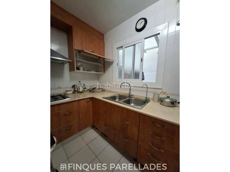Foto d4b2360b-e1ae-4ed9-ba7b-3c6d79a24ea4. Piso  en venta junto a la playa de sant sebastian en Sitges