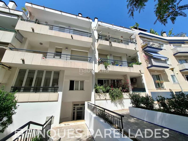 Foto dbe752cb-6074-492f-b1be-747eae2a9524. Piso  en venta junto a la playa de sant sebastian en Sitges