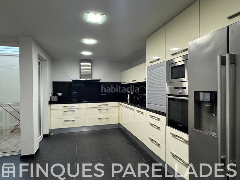 Foto 768ab022-42df-4479-874a-320d7d4b4460. Appartamento con riscaldamento parcheggio in Aiguadolç - Sant Sebastià Sitges