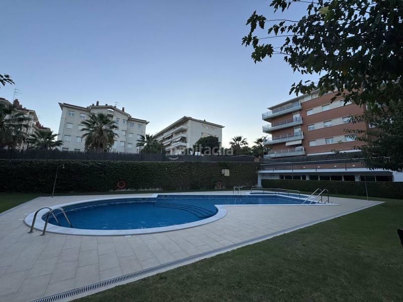 Foto 0b798a40-eca6-4f39-b60a-4878b598e97e. Lloguer àtic amb calefacció aparcament piscina a Sitges