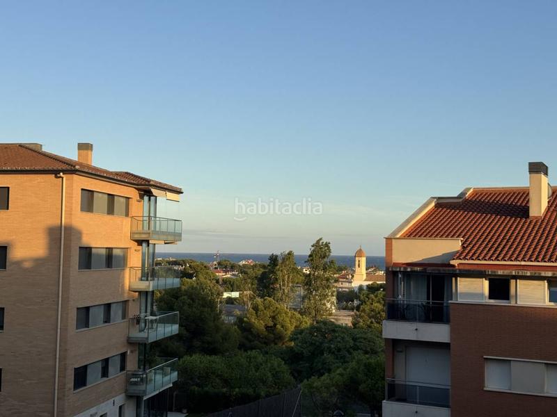 Foto 3940118e-3f10-474c-bd18-70d058b22a92. Lloguer àtic amb calefacció aparcament piscina a Sitges