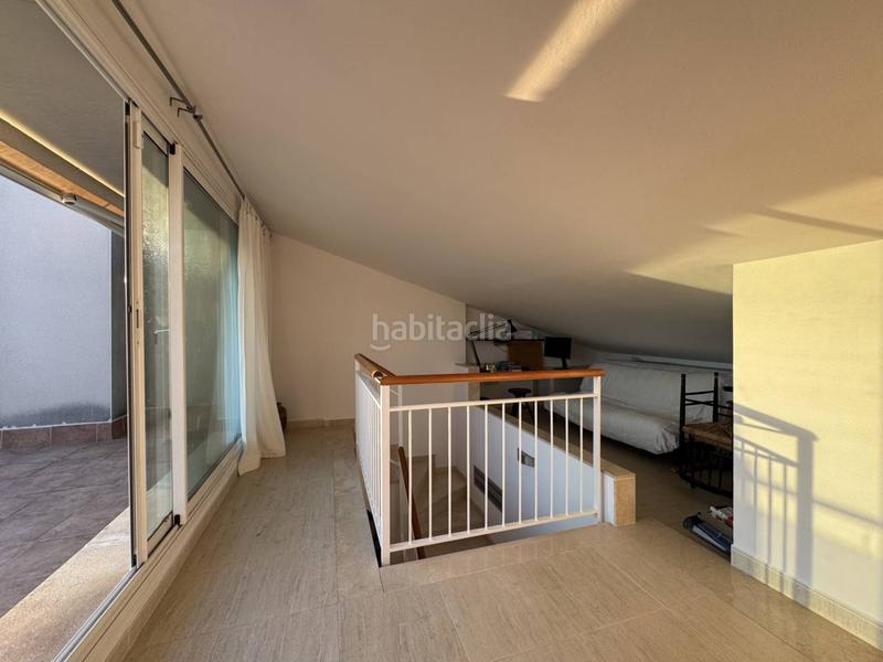 Foto 8ef04707-85ed-441c-b1bd-8744ad2522f7. Lloguer àtic amb calefacció aparcament piscina a Sitges