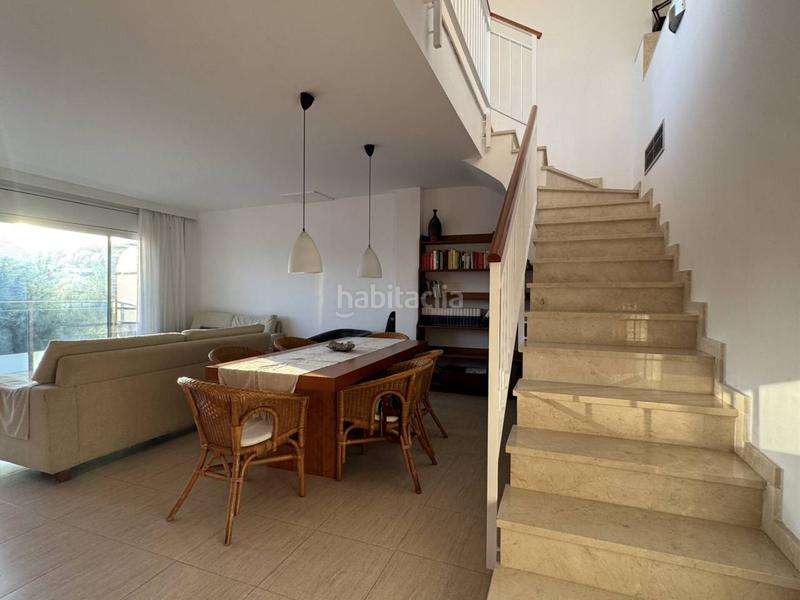 Foto 6d888253-2829-4daa-8994-cf97b738a087. Location attique avec chauffage parking piscine dans Sitges