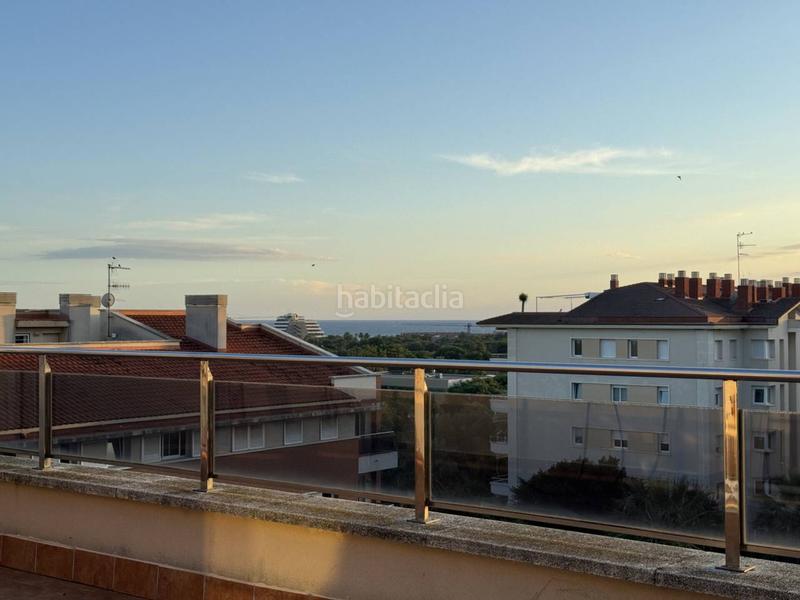 Foto 72654711-f8cb-44c5-8cc5-f7ad03c69151. Location attique avec chauffage parking piscine dans Sitges