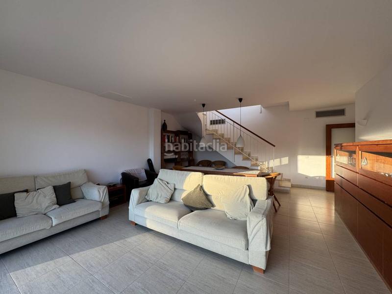 Foto fd80a0ad-5ecc-4b5d-8ebc-1815cae3c524. Location attique avec chauffage parking piscine dans Sitges