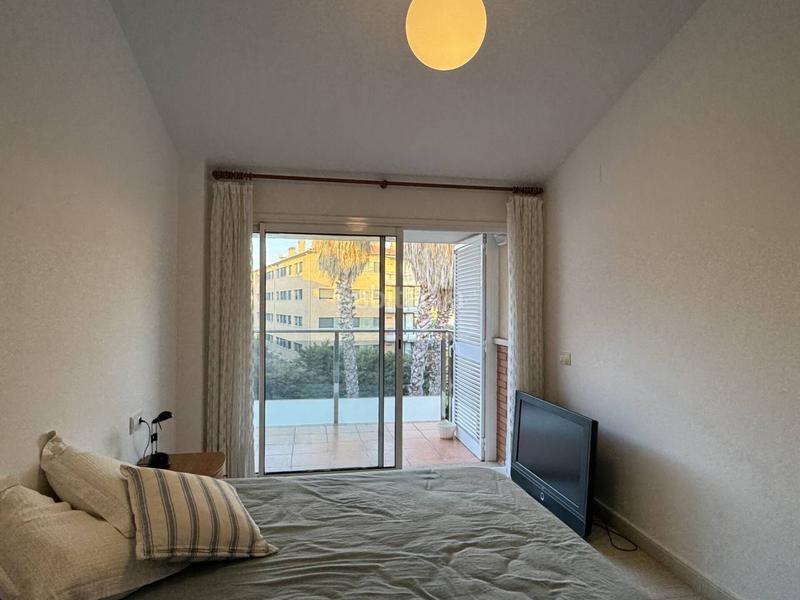 Foto 3d7a34b5-97ec-4ea9-8b6b-676f8903ec65. Miete dachwohnung mit heizung parking pool in Can Pei Sitges