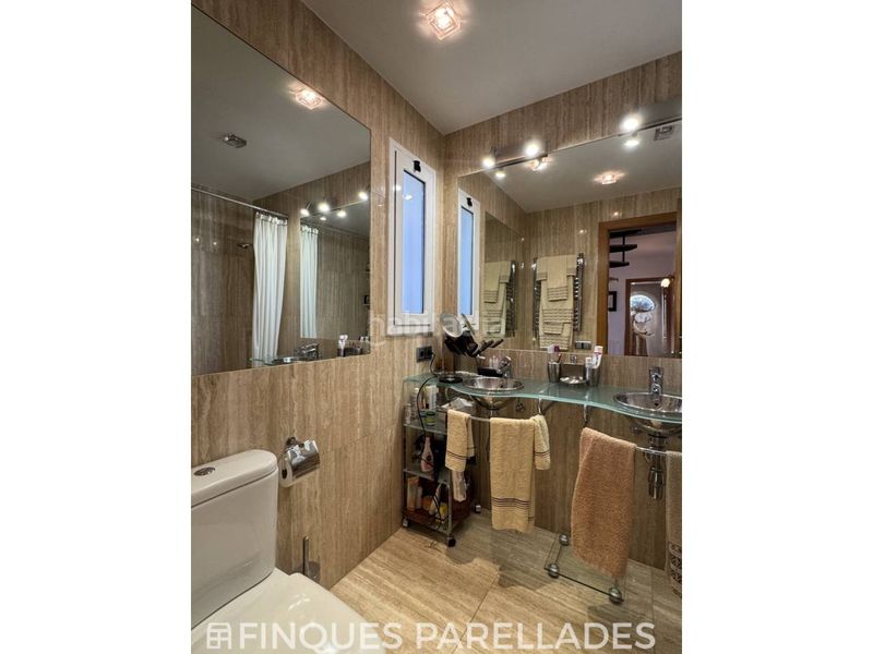 Foto 8705360c-e305-4178-a27b-3a548f01b30c. Àtic amb calefacció aparcament a Can Girona - Terramar - Vinyet Sitges