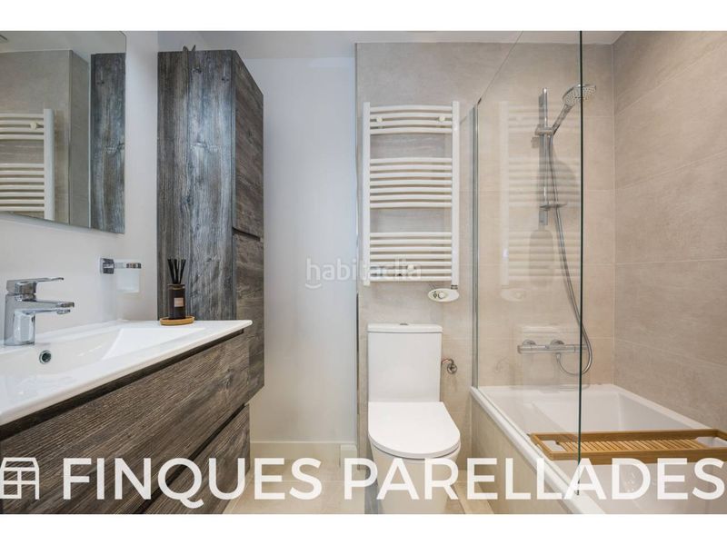 Foto 6e4ea29f-d786-4bd8-830c-89a999d4cf66. Pis amb calefacció aparcament piscina a Aiguadolç - Sant Sebastià Sitges