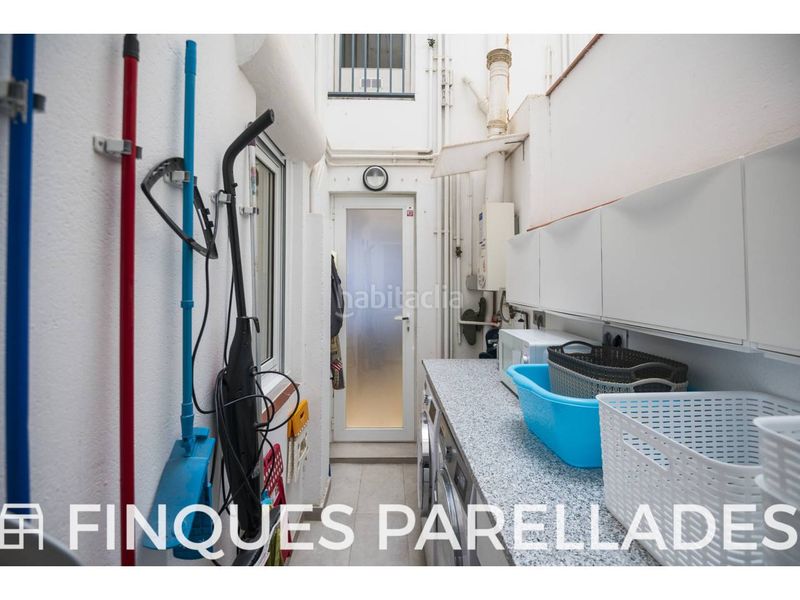 Foto da7447f6-4a7a-4507-865e-f0575a74990f. Pis amb calefacció aparcament piscina a Aiguadolç - Sant Sebastià Sitges