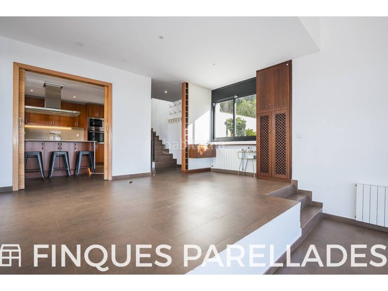 Foto 1748fa33-8970-4601-9b63-8bbe008bd54c. Casa amb calefacció aparcament piscina a Vallpineda - Rocamar Sant Pere de Ribes