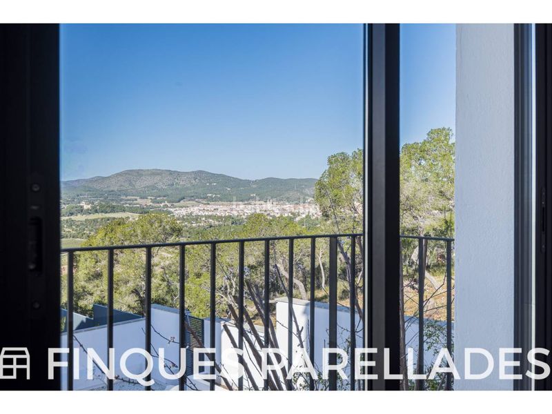 Foto 1b569322-bc48-427e-a895-cbc4bd3b183d. Casa amb calefacció aparcament piscina a Vallpineda - Rocamar Sant Pere de Ribes