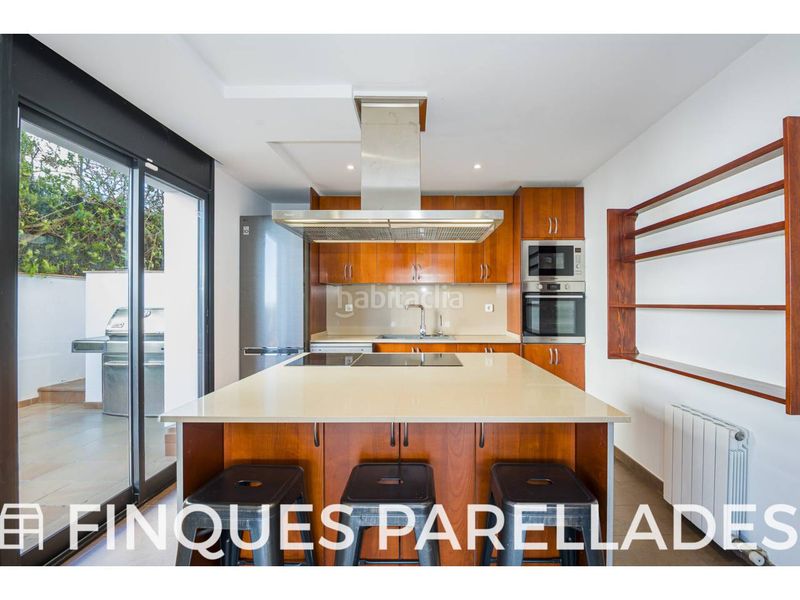 Foto 55dbd772-dd78-4148-a386-b4627c21f738. Casa amb calefacció aparcament piscina a Vallpineda - Rocamar Sant Pere de Ribes