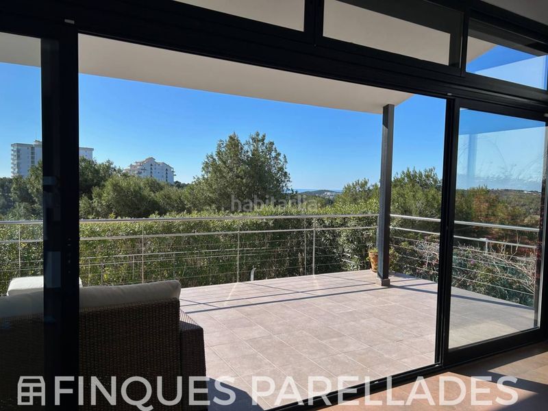 Foto e0fae1af-51ed-4feb-accf-d6c7ad344e36. Casa amb calefacció aparcament piscina a Vallpineda - Rocamar Sant Pere de Ribes