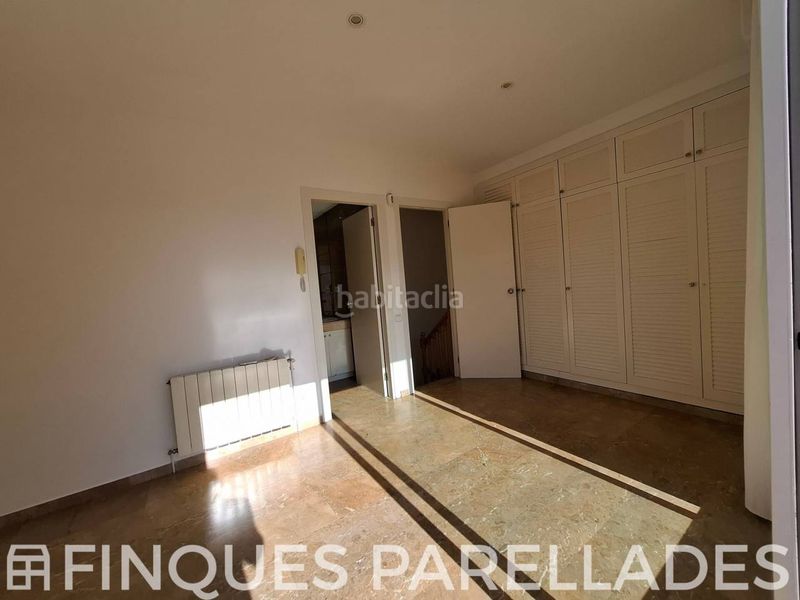 Foto 35185274-2c06-472d-b793-5b1a33c4a336. Casa aparellada amb calefacció aparcament a Can Girona - Terramar - Vinyet Sitges