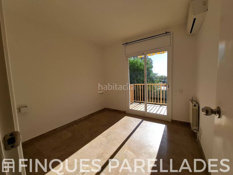 Foto ddb8e9a3-e965-44e2-bc17-84ae0585b7d0. Casa aparellada amb calefacció aparcament a Can Girona - Terramar - Vinyet Sitges