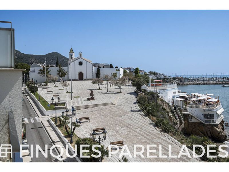 Foto 77a878f8-442d-490b-ac95-d655429bc19e. Àtic amb calefacció aparcament a Can Girona - Terramar - Vinyet Sitges
