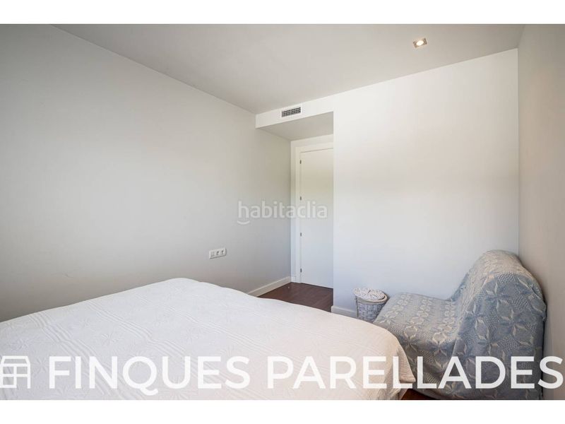 Foto f93c6f27-ebbc-408b-9713-2b4f8904432c. Pis amb calefacció aparcament a Aiguadolç - Sant Sebastià Sitges