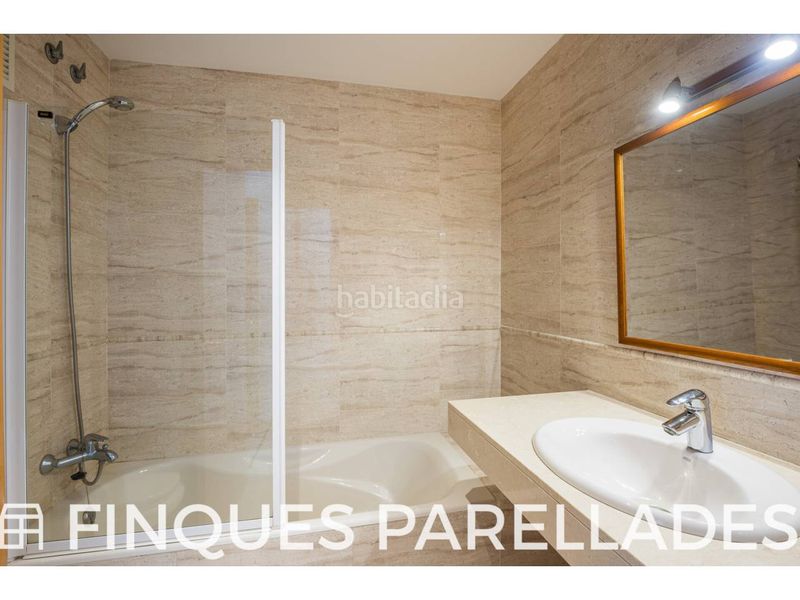 Foto a2863441-e523-4c78-afe0-a7771102d55a. Àtic amb calefacció aparcament piscina a Can Pei Sitges