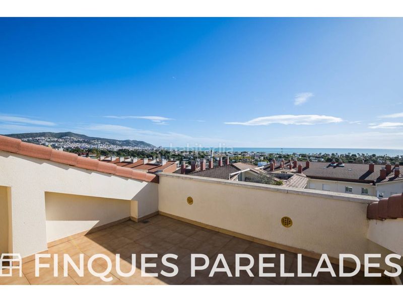 Foto f03a1cdb-3076-4381-9a23-85e7332c9de0. Àtic amb calefacció aparcament piscina a Can Pei Sitges
