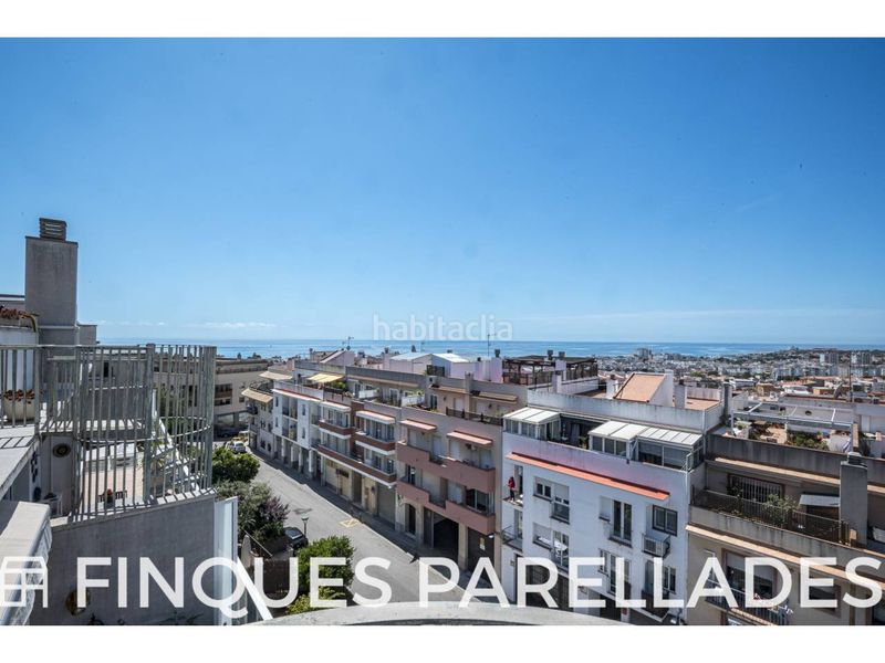 Foto be2c2ab2-dcc2-4b40-a5fc-f2081b5b1856. Àtic amb calefacció aparcament a Els Molins - Pins Vens Sitges
