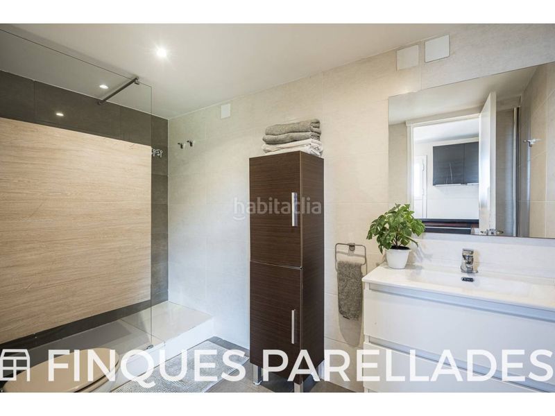 Foto 8fd30d14-bce7-4055-a407-366f415d7d38. Casa amb aparcament piscina a Levantina - Montgavina - Quintmar Sitges