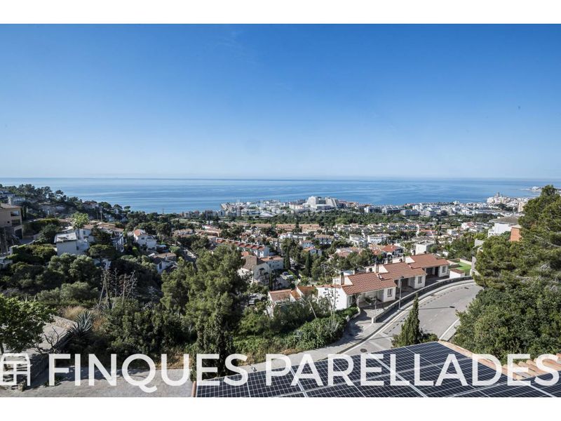 Foto 964dc040-86d1-446b-a585-6f8b725950fe. Casa amb aparcament piscina a Levantina - Montgavina - Quintmar Sitges