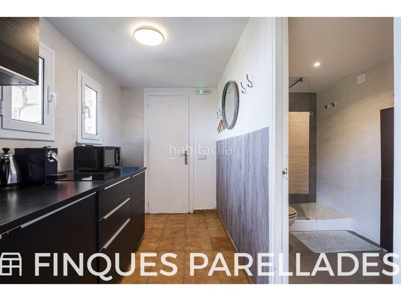 Foto b5b13dd2-fcae-4c0a-9a3e-ef5df8a346b0. Casa amb aparcament piscina a Levantina - Montgavina - Quintmar Sitges