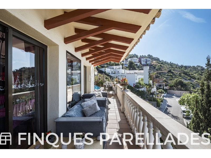 Foto deb9a2c0-a9c3-4b23-8561-11ed9dbecbb4. Casa amb aparcament piscina a Levantina - Montgavina - Quintmar Sitges
