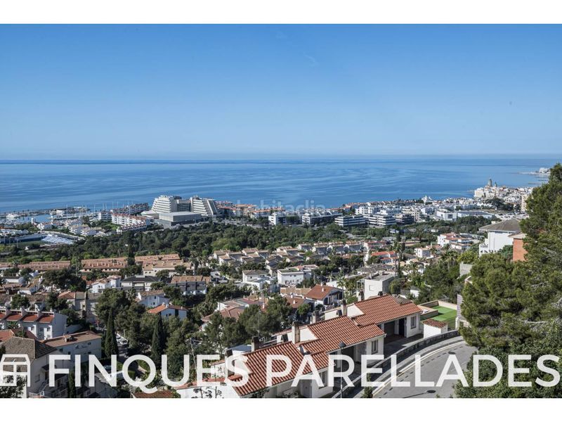 Foto f6e3c1c2-71ba-41d9-8e02-4da71acffc0f. Casa amb aparcament piscina a Levantina - Montgavina - Quintmar Sitges