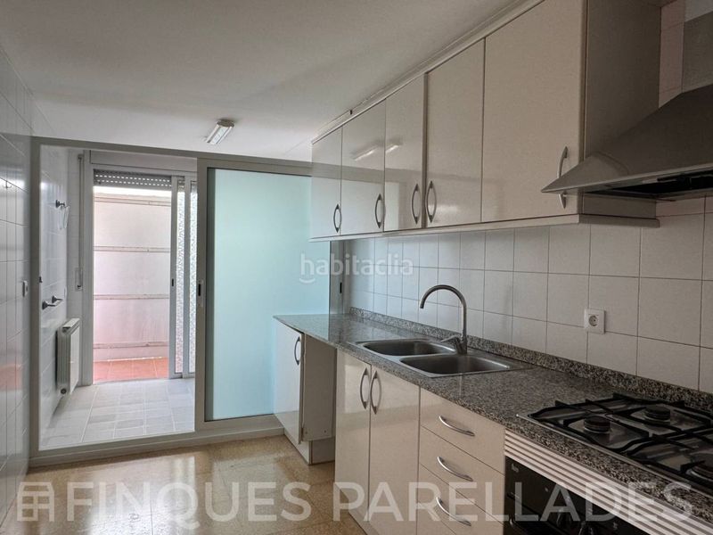Foto d0c14886-5fb3-46f1-9734-a620597a5571. Pis amb calefacció aparcament a Can Pei Sitges