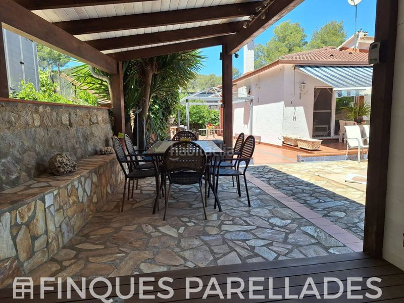 Foto 78487340-30a3-4379-b161-d993280f7ccc. Casa amb calefacció aparcament piscina a Olivella